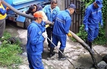华赢大型车辆高压清洗市政工业区的各种污水管道_2