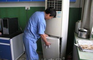 专业维修空调安装加氟专门师傅上门服务_3